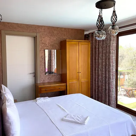 Ata Boutique Altinyunus