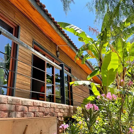 Ata Boutique Hotel 5*