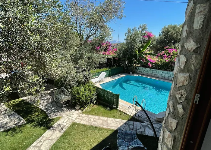 Ata Boutique Altinyunus