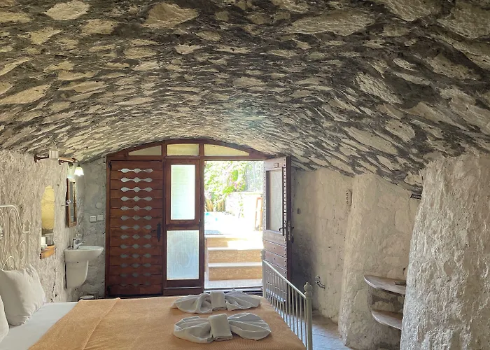 Ata Boutique Hotel 5*